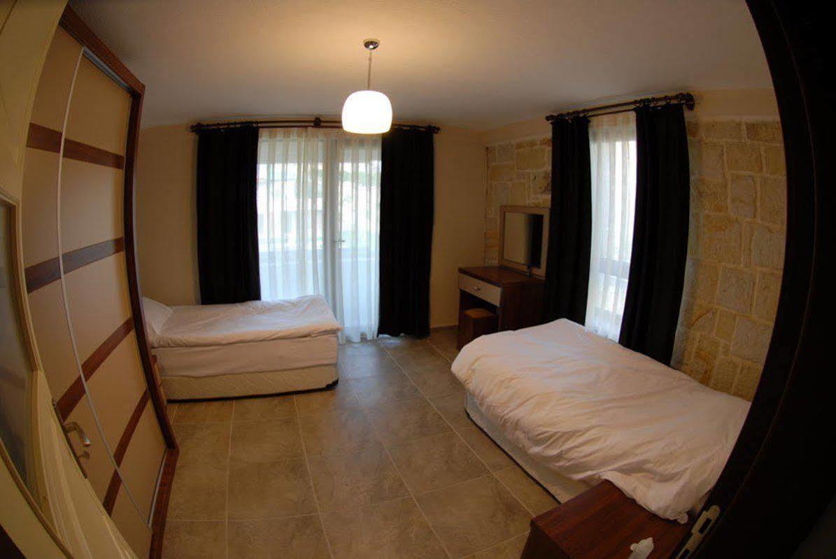 Ceylan Termal Saglikli Yasam Koyu Villa เอสเกซีเฮียร์ ภายนอก รูปภาพ